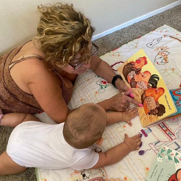 Meet your Posher, Nichole - Picture 4 of 8